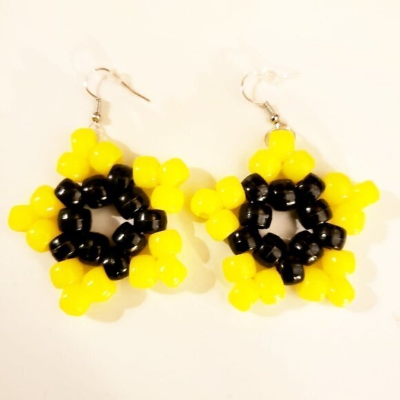 Neon Yellow Kandi Star Earrings - Picture 2 of 4